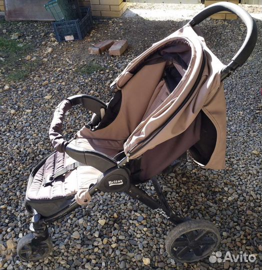 Прогулочная коляска britax