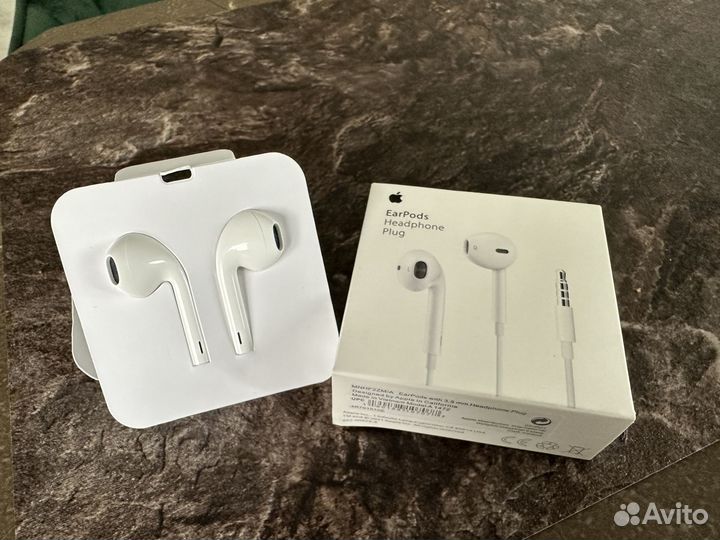 Наушники Apple EarPods с разъёмом 3.5mm
