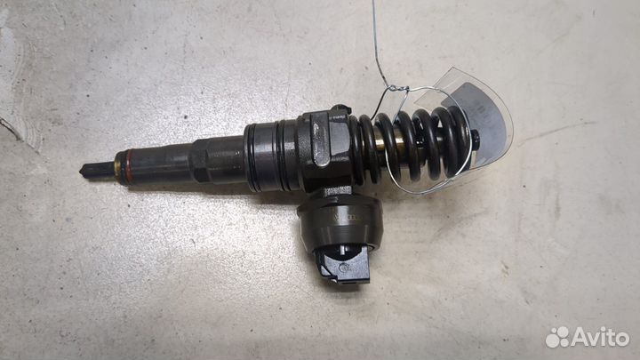 Форсунка топливная Volkswagen Touran, 2008