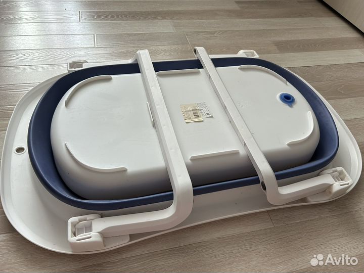 Ванночка для купания новорожденного