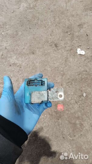 Реле стеклоочистителя toyota