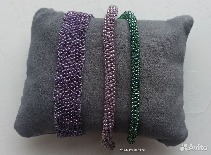 Браслеты из натуральных камней и бисера