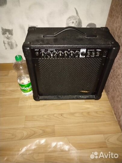 Гитарный комбоусилитель