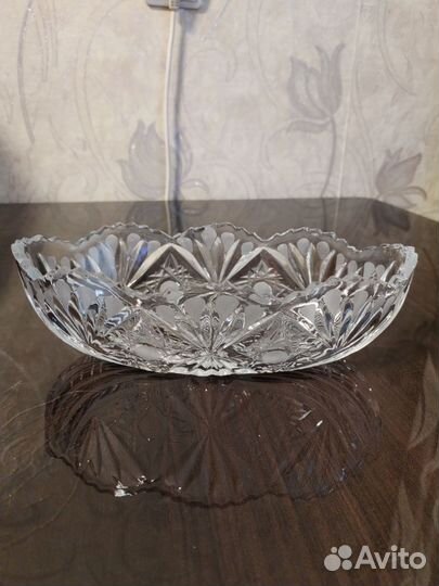 Ваза хрустальная