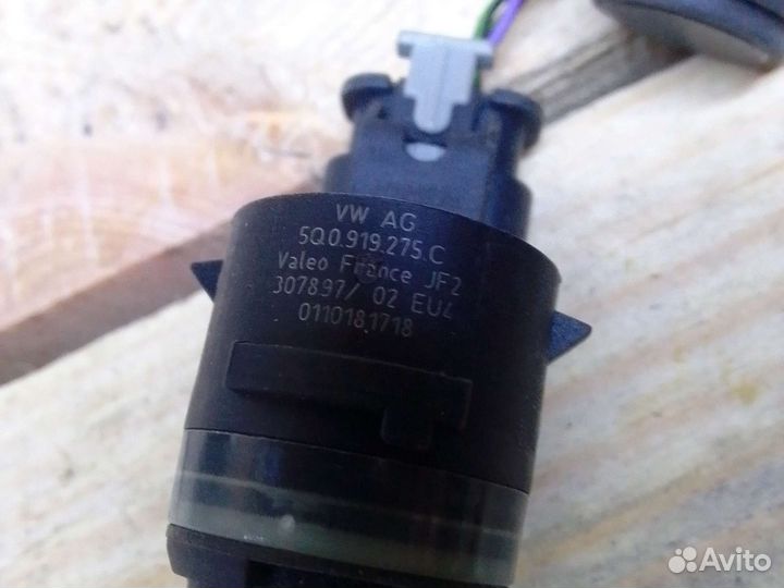 Датчик парковки передние skoda rapid