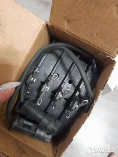 Тормозные колодки с ушками