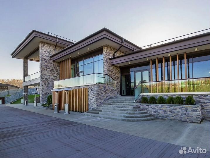 Официант в элитный клуб. Высокая з/п, ежедневно