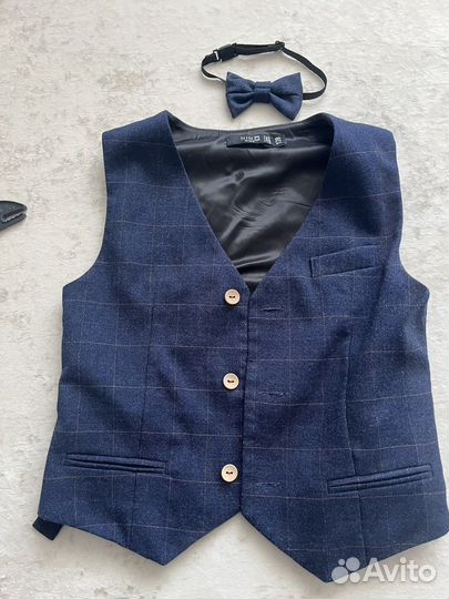 Продам костюм школьный nino kids 122-128