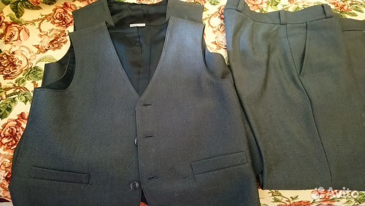 Школьная форма для мальчика 146/72