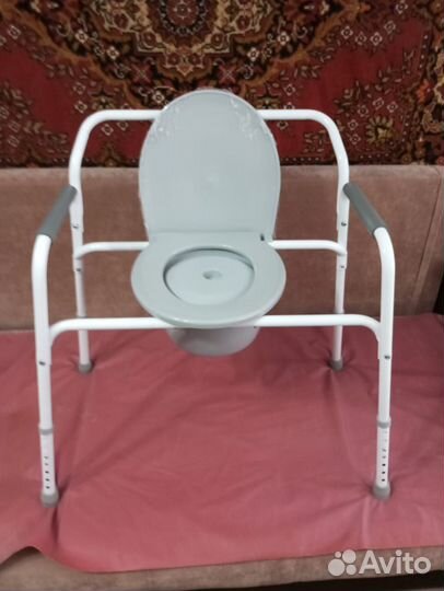 Санитарный стул туалет