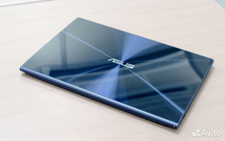 Стеклянный Ultrabook Asus i7 4k