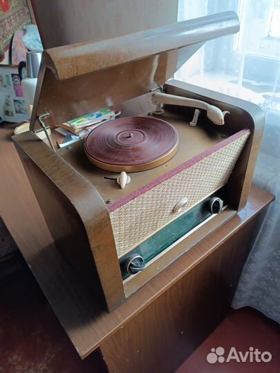 Радиола Рекорд-60