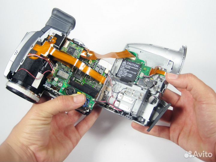 Ремонт фотоаппаратов и объективов