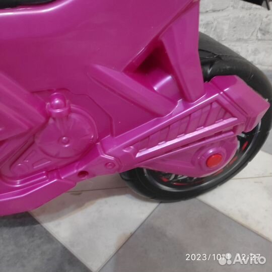 Детский мотоцикл каталка для девочки