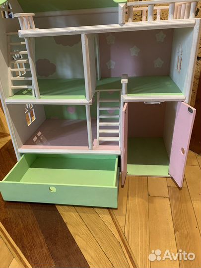 Домик кукольный