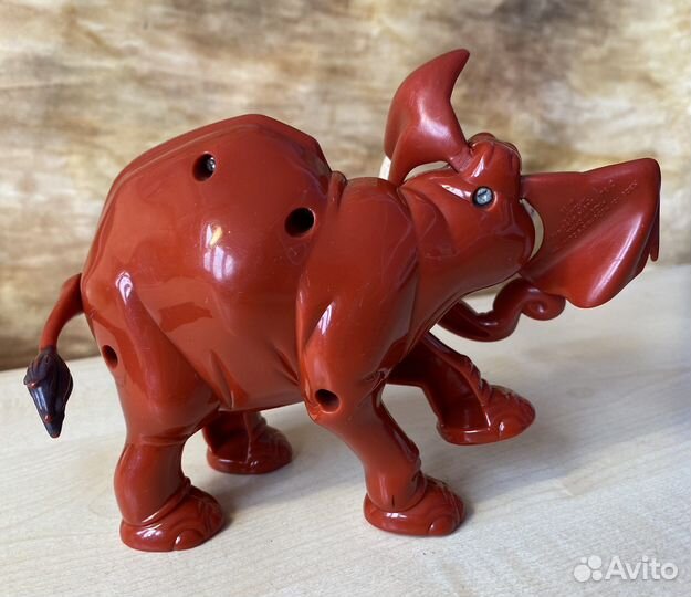 Тарзан игрушка Макдональдс Слон Тантор 1999 год