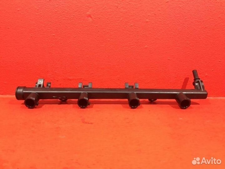 Топливная рампа Renault Scenic 2 K4M812 2005