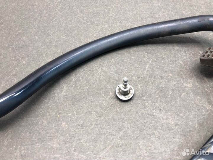 Петля багажника правая Chevrolet Viva F69 Z18XE