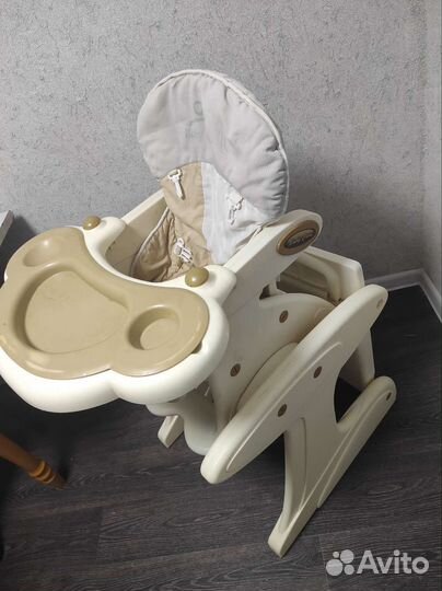 Стульчик для кормления Baby Care