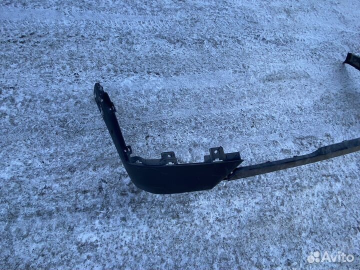 Спойлер переднего бампера Хендай Туксон 2