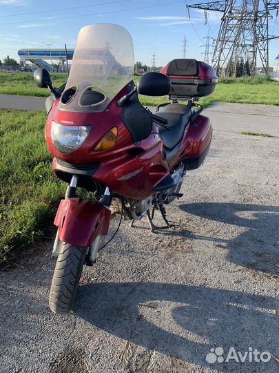 Honda NT650V Deauville