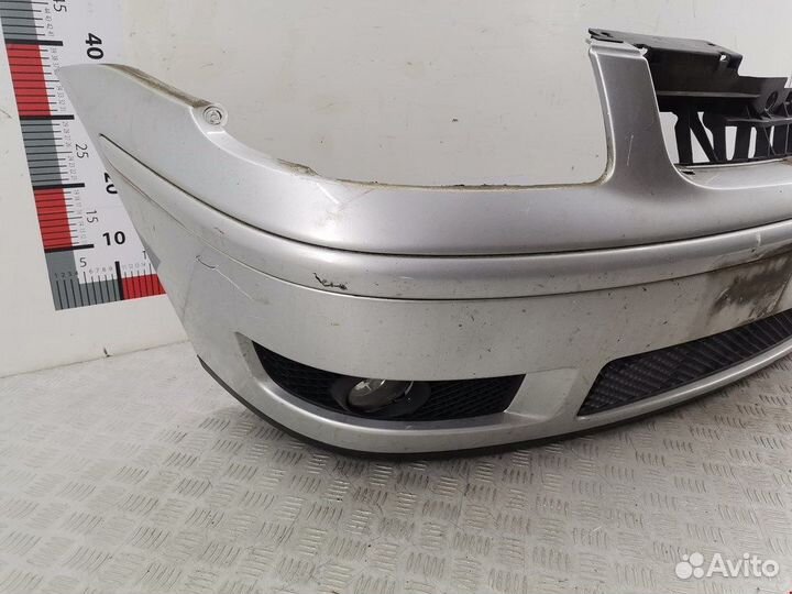 Бампер передний для Volkswagen Polo 3