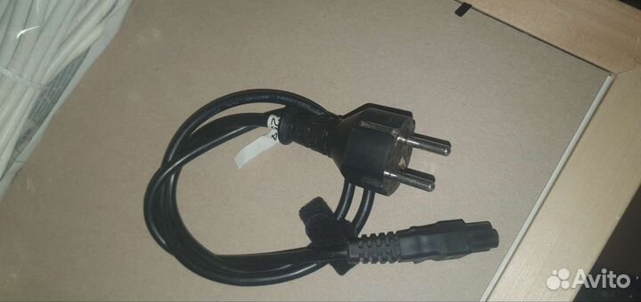 Кабель для компьютера