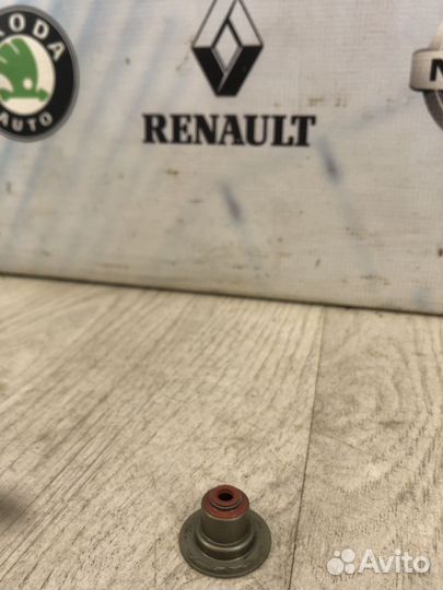 Колпачки маслосъемные Renault duster