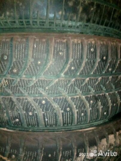 Nokian Tyres Hakkapeliitta 7 215/60 R16