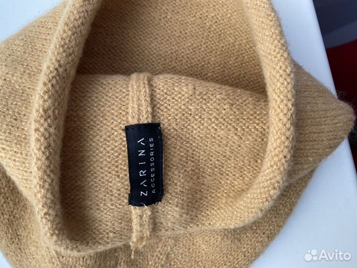 Шапка и митенки на женщину