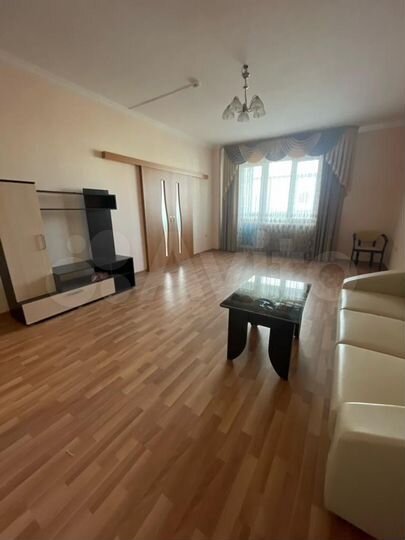 2-к. квартира, 68,3 м², 4/9 эт.