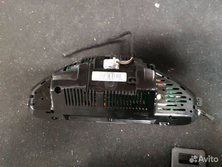 Панель приборов (щиток) Mercedes-Benz CLS-Класс