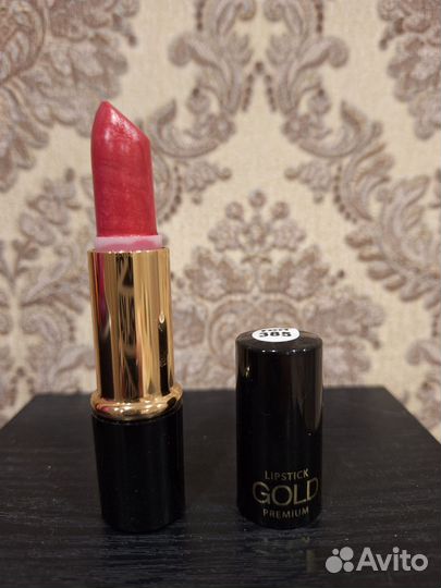 Помада для губ, с шиммером