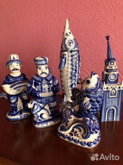 Штоф. Гжель. Новый. Коллекционная бутылка