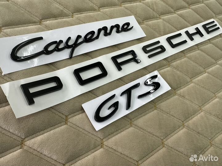 Комплект эмблем антихром Porsche Cayenne GTS