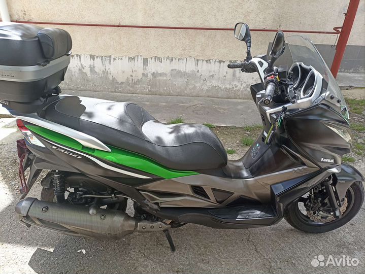 Макси-скутер Kawasaki j-300