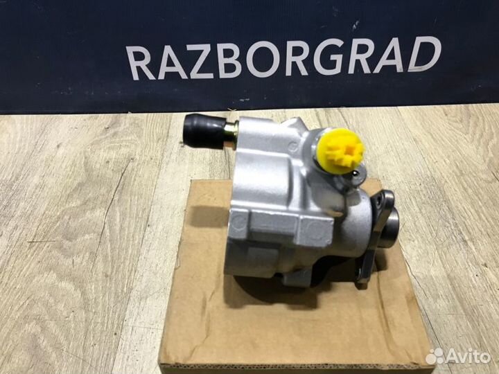 Насос гидроусилителя Renault Master 3