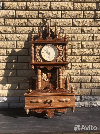 Часы деревянные настенные ручной работы