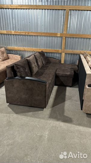 Диван крокодил