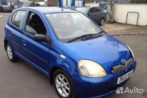 Фара Тойота ярис б/у