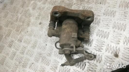 Суппорт тормозной задний левый volkswagen golf 5