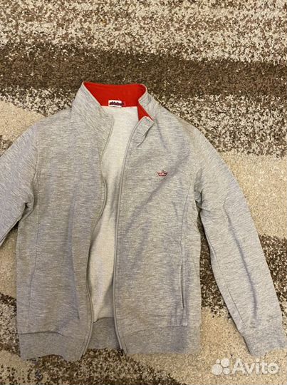 Спортивный костюм 140 размера