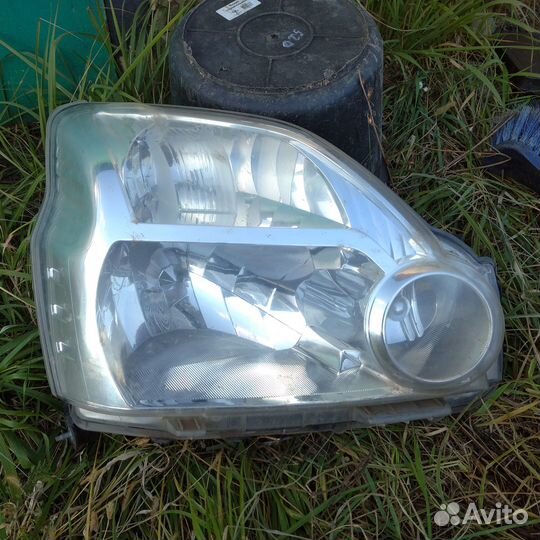 Фара Nissan X-Trail, 2010