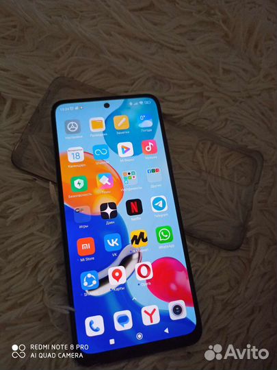 Мобильные телефоны