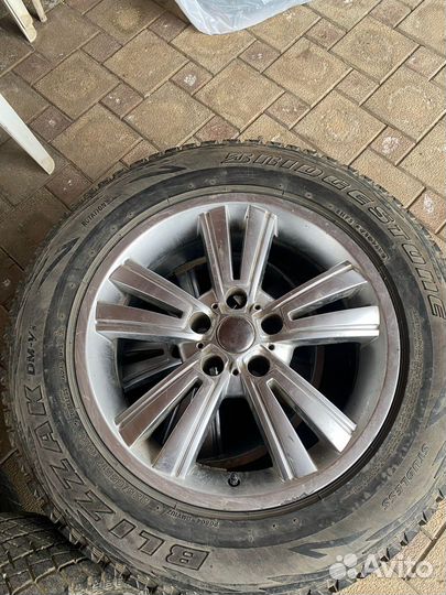 Bridgestone Blizzak DM-V1 225/65 R17 102Q