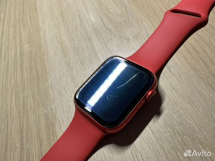 Часы apple watch 6 44 mm product red