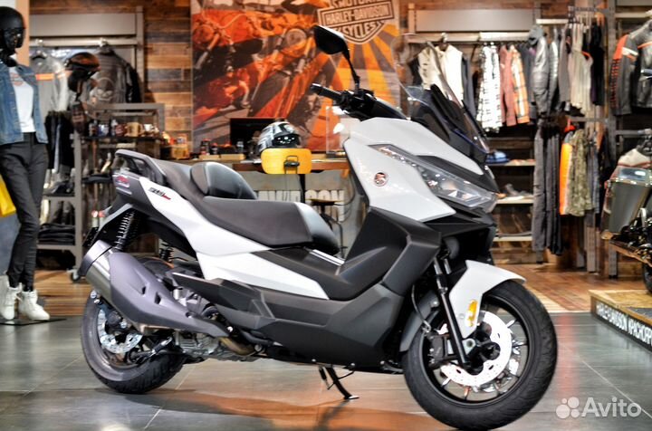 Скутер Voge SR4 Max