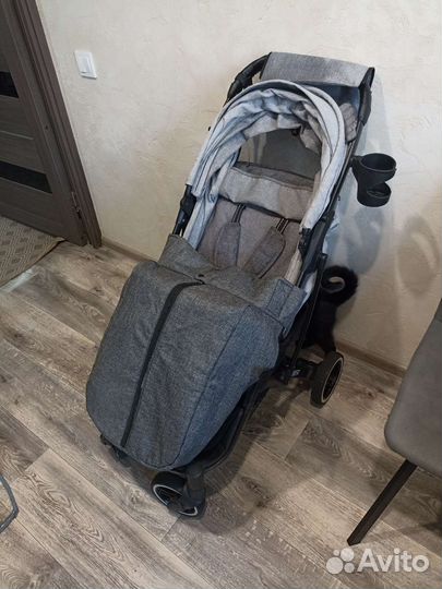 Прогулочная коляска dearest 818 plus