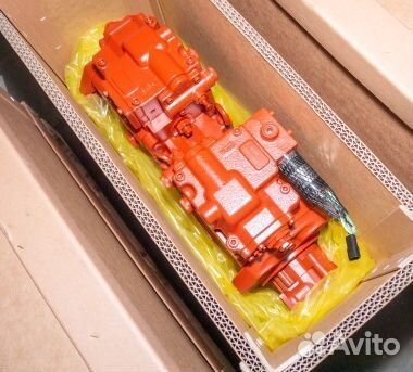 Стекло лобовое верхнее Hitachi zx30u-3