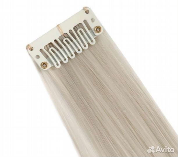 Локон на заколке